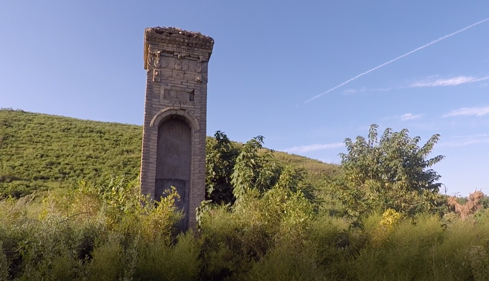 探访西汉著名昏君陵墓,汉成帝刘骜延陵,他表弟王莽终篡夺江山