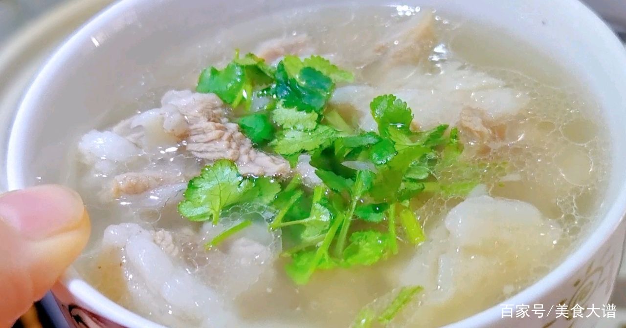羊肉汤怎么做好吃(在家炖羊肉汤怎么做好吃)