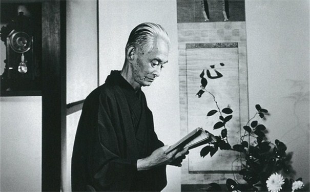 《古都》:夫妻生下双胞胎,弃一留一,20年后,弃儿反成富家小姐