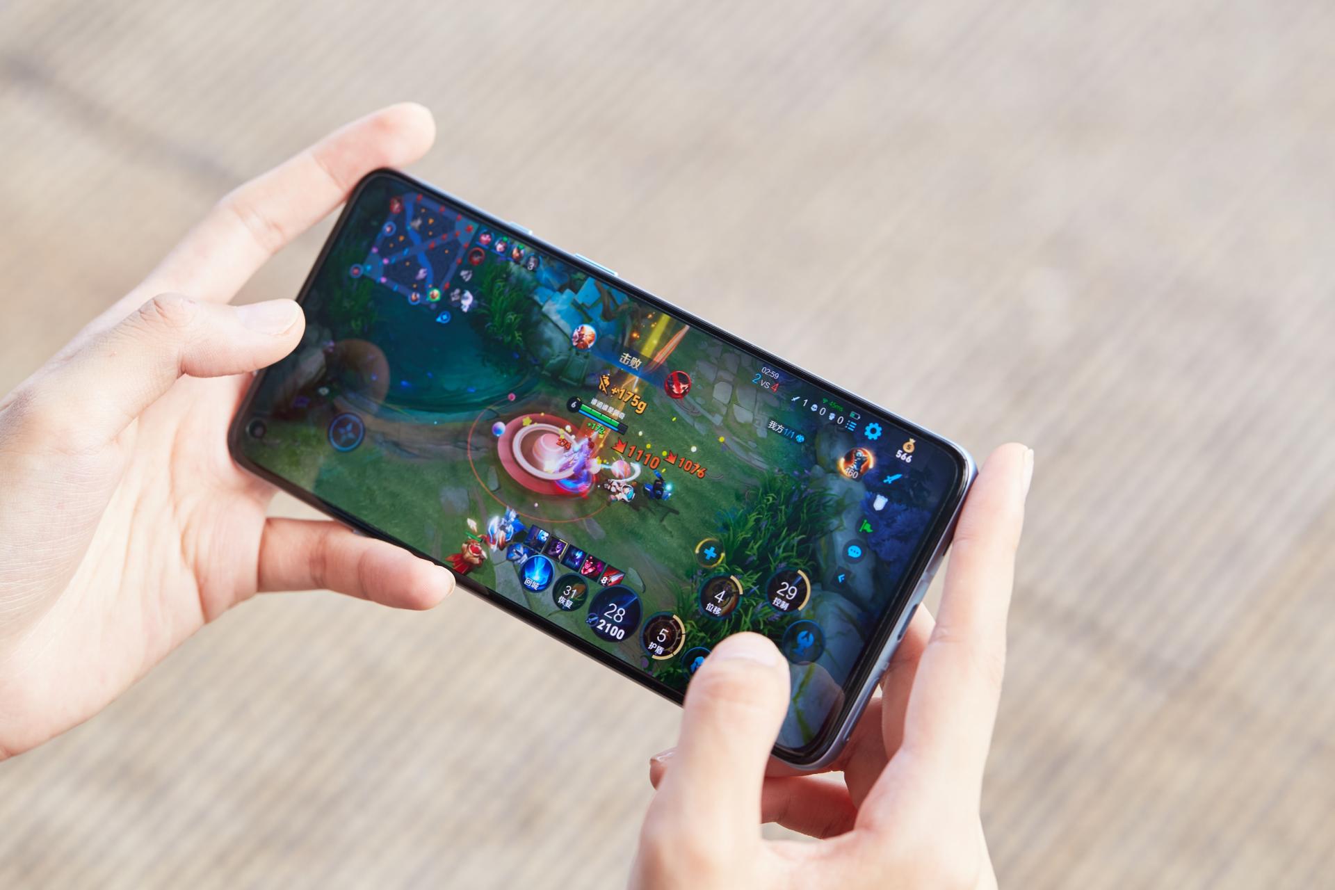 三星galaxy s21,三星手机最后的倔强