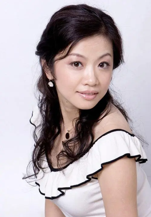 曾子墨:我这辈子最正确的决定,就是4年为小丈夫连生两个儿子