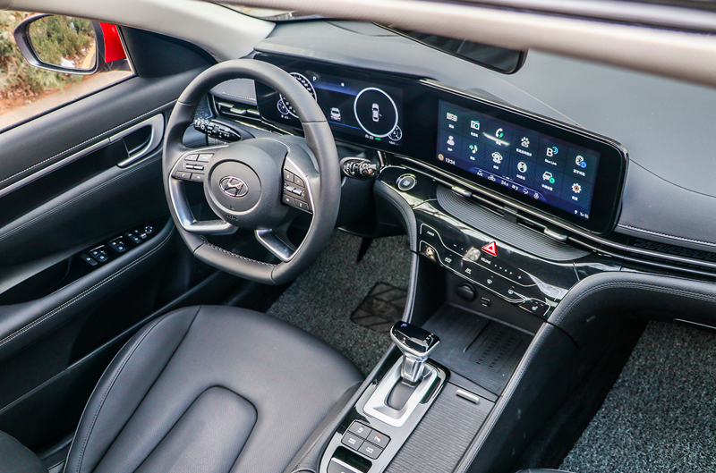 尺寸加大内饰高级,深度体验全新一代名图丨壹体验