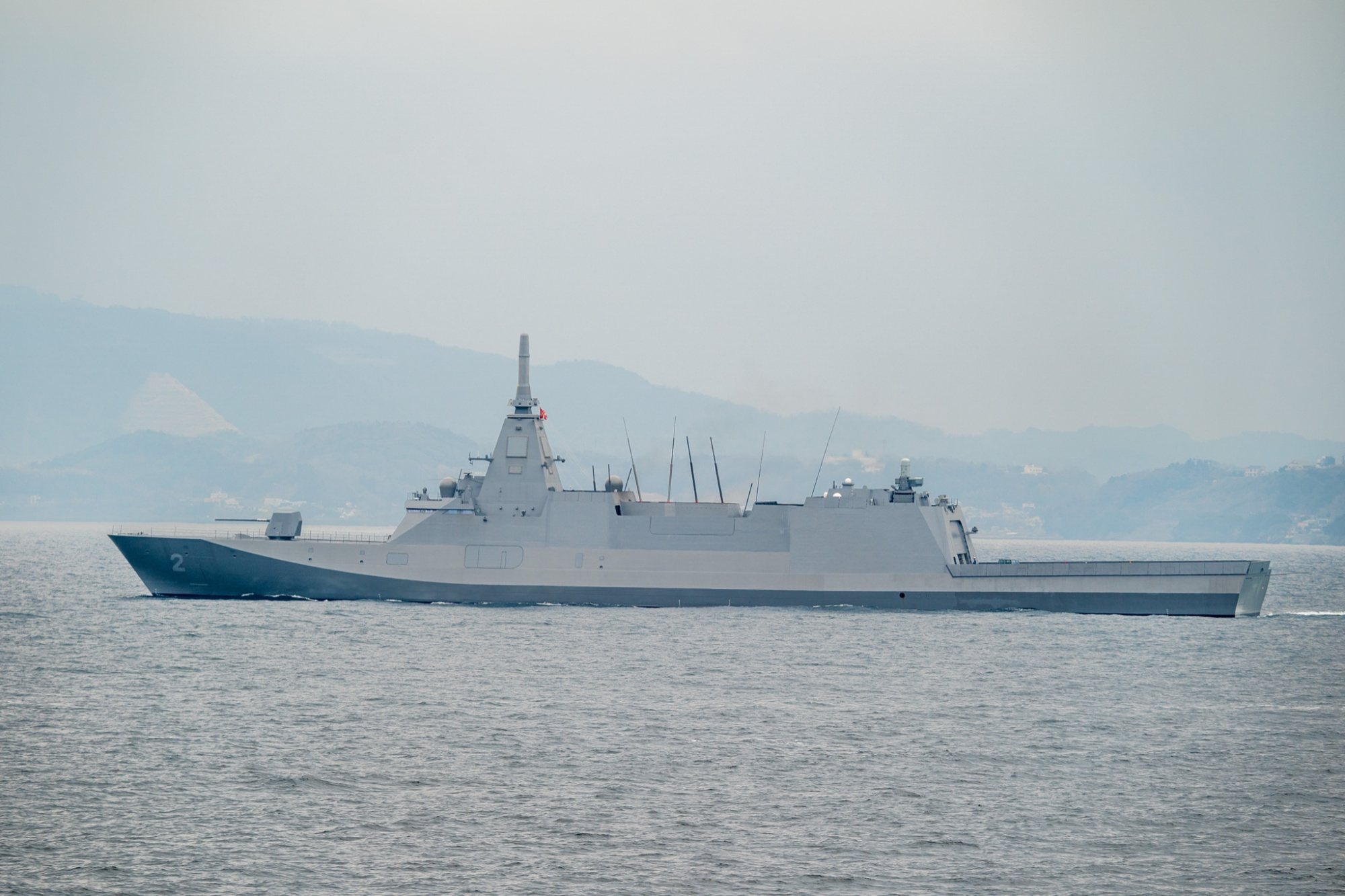 最上级护卫舰"熊野"(くまの)号