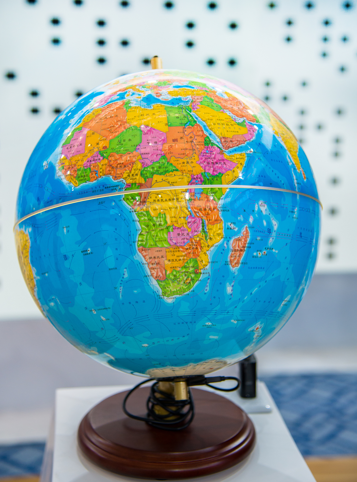 让孩子看遍全世界,北斗黑科技"ar地球仪"到底有何神奇之处