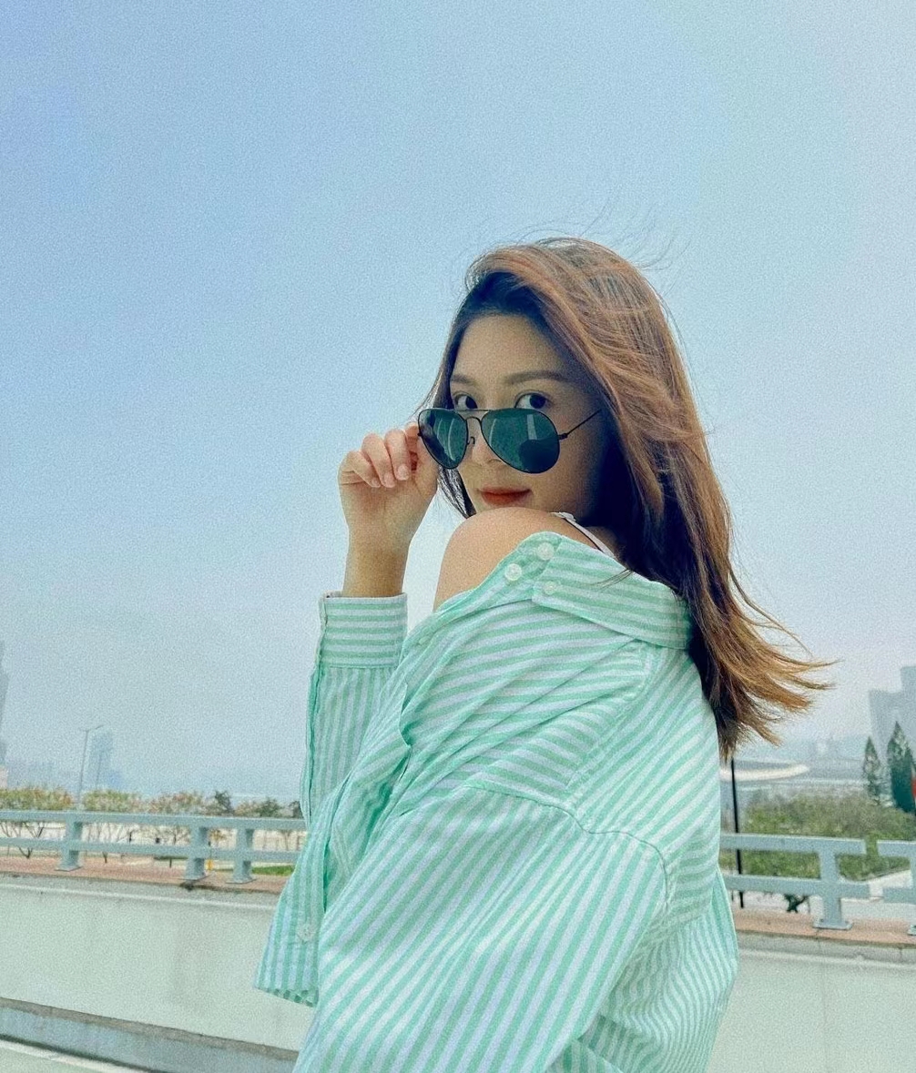 决心要减肥!女星余香凝公开最肥孕照,身形暴涨与孕前判若两人