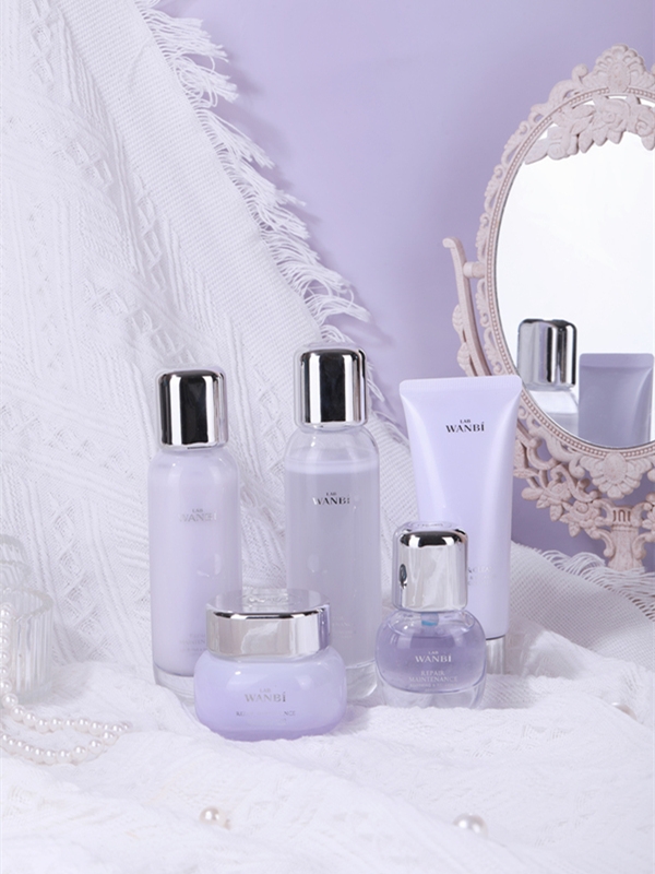 植萃修护告别脆敏肌,丸碧新品安肌舒颜系列震撼上市!