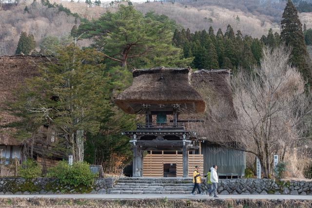 日本白川鄉合掌屋:世界文化遺產的土氣之美