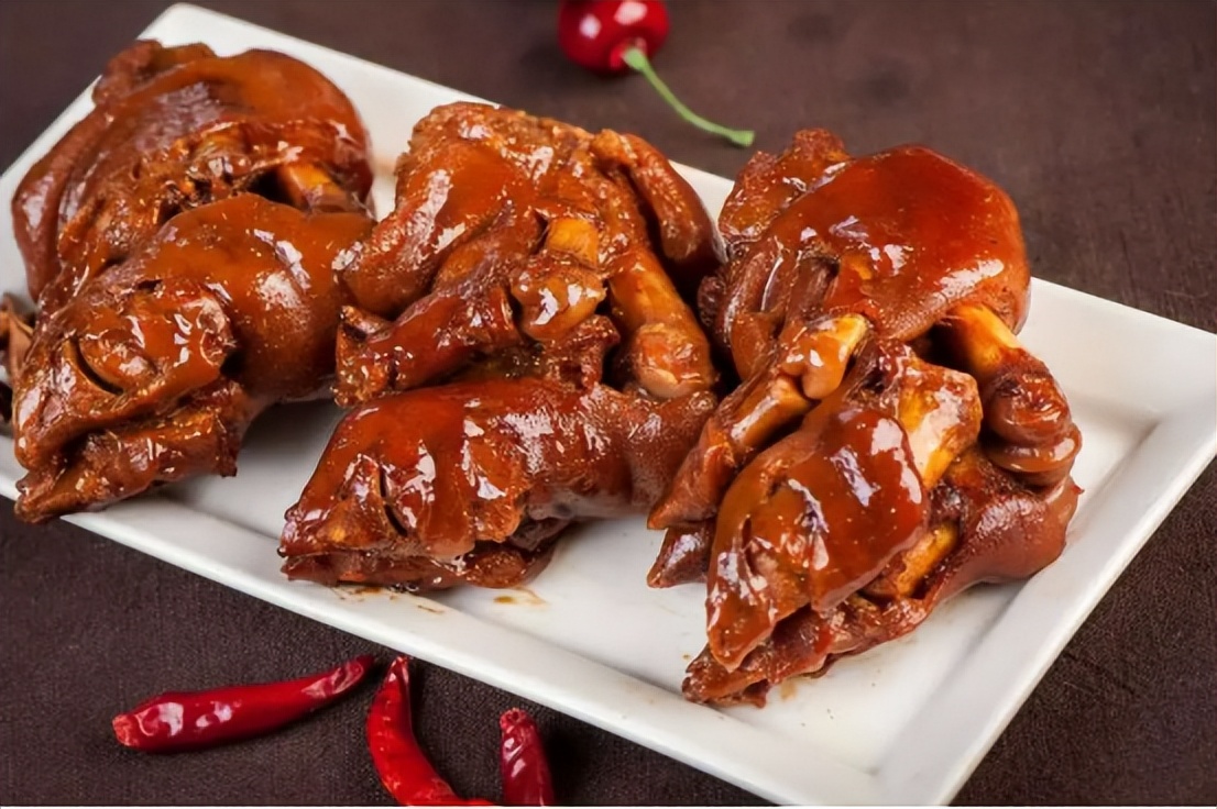 辣卤猪蹄为啥这么好吃?分享30年的老配方和制作教程,越吃越想吃