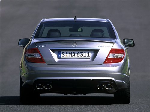 昆明保时捷车友群俱乐部性能配置全面升级 奔驰发布新款c63 amg