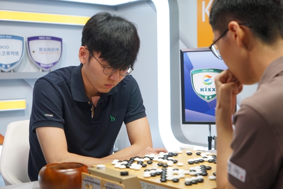 大反转!kixx队夺得kb联赛冠军,是不是韩国为了申真谞九段作弊?