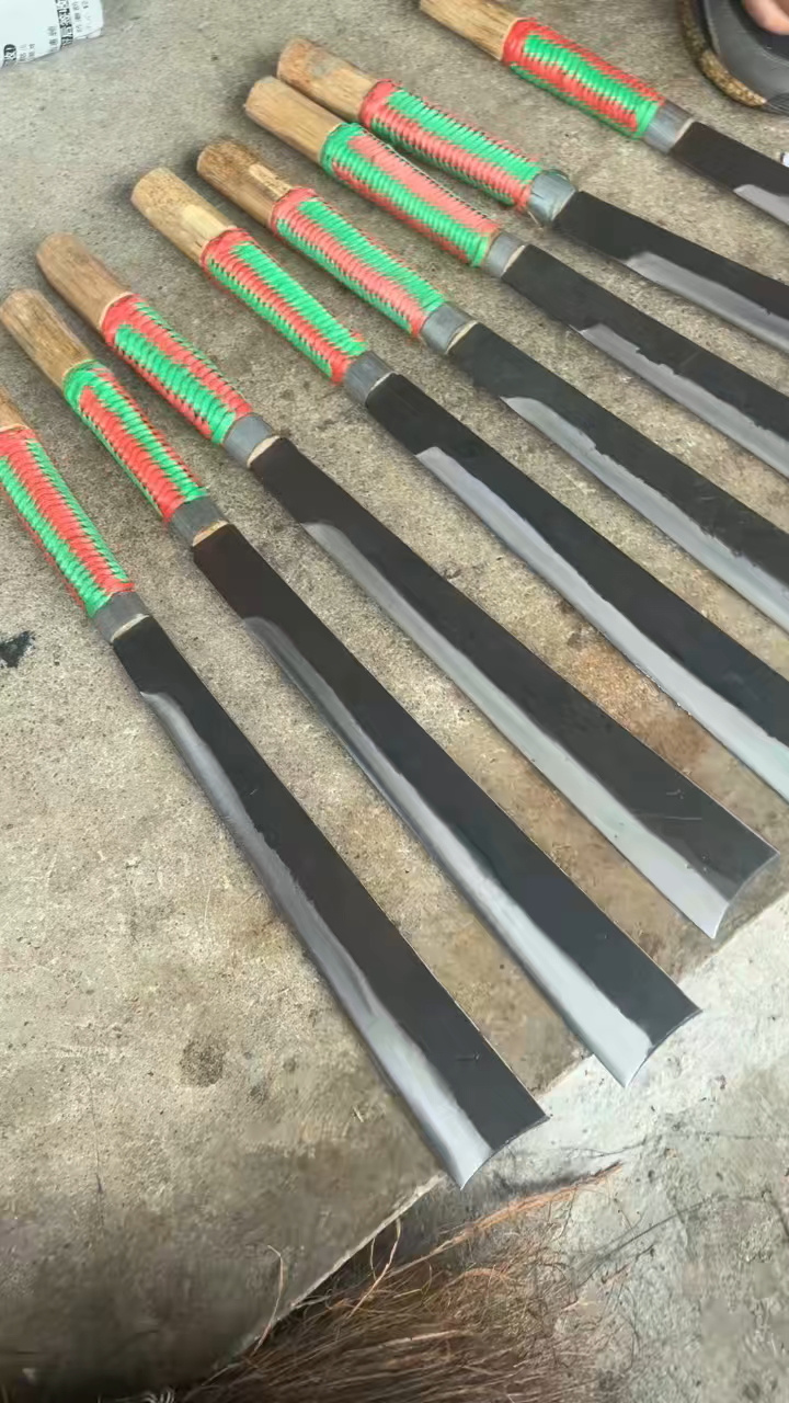 鉴赏,老式柴刀未开刃