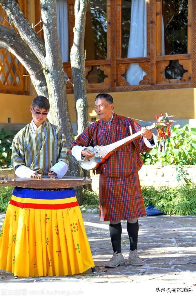 不丹传统舞蹈和音乐融合了不丹人民的历史,信仰,价值观和生活方式,是