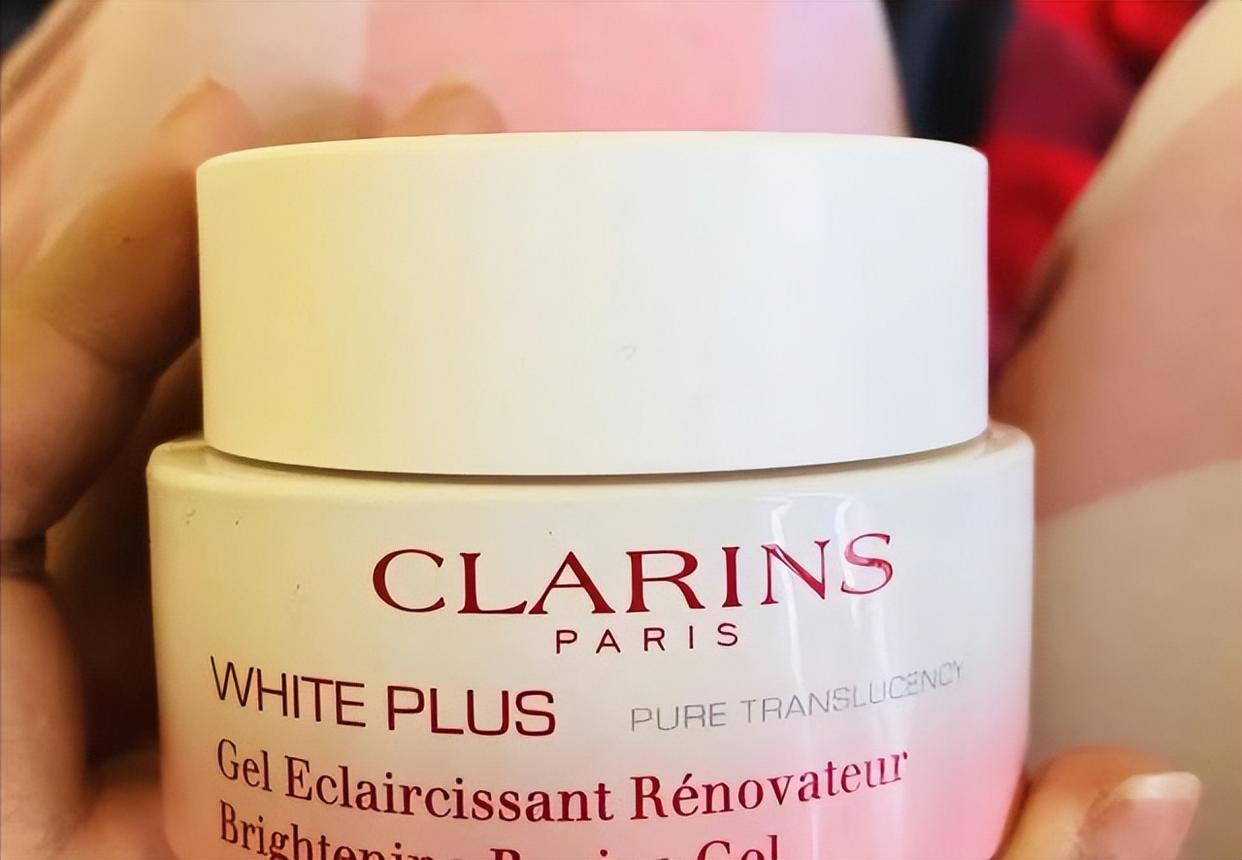 抗老面霜中的5大"卷王":科颜氏淡纹又充盈,羽西抗老还修护