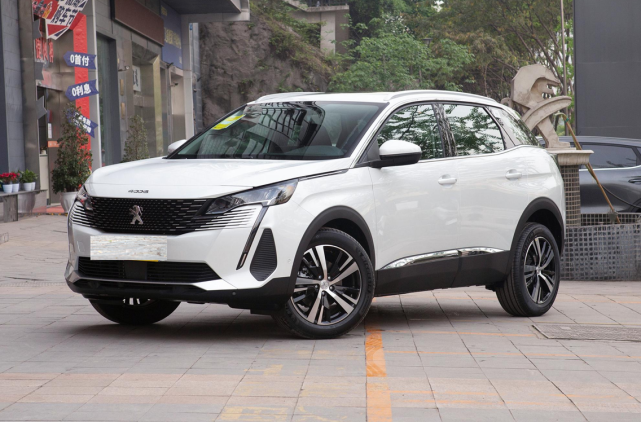 2021款标致4008上市,升级8at,非双独悬,16.97万谁来买单?