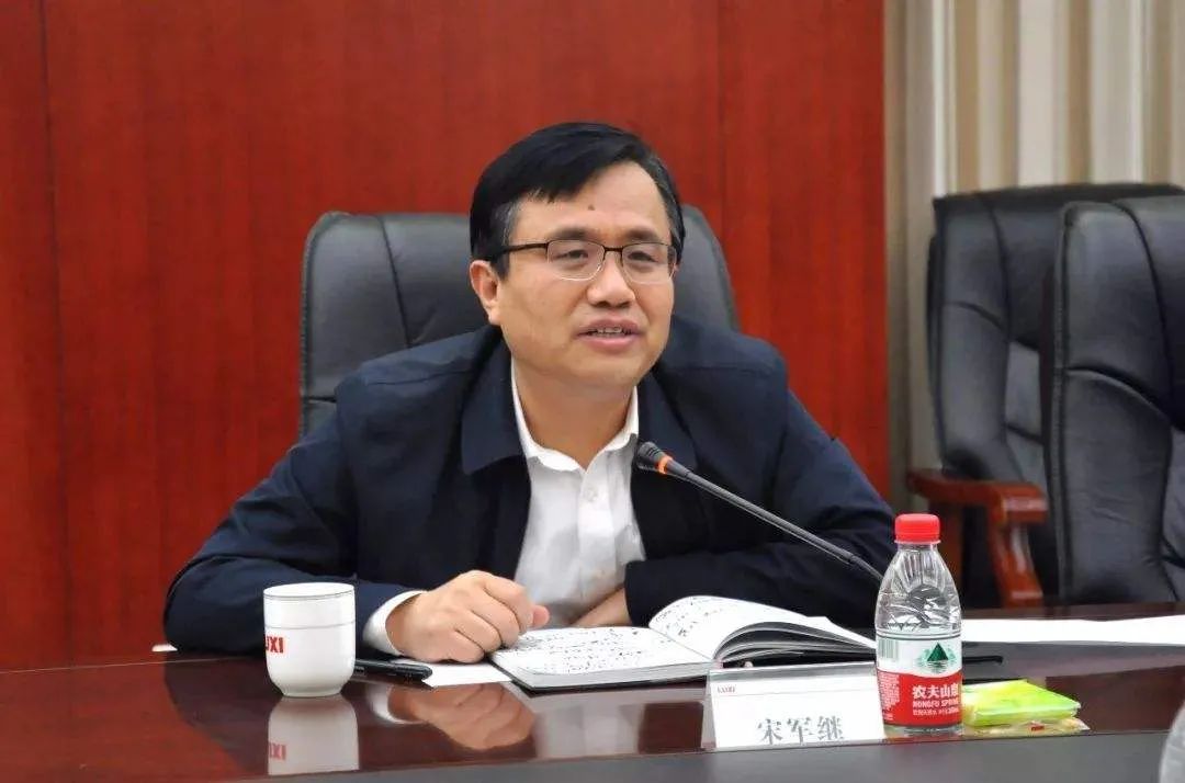 山东|空缺两个月，山东省政府秘书长到任