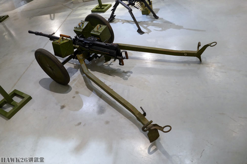 细看:苏联pkp反坦克机枪 经典小口径火炮设计 充满古典枪械风范