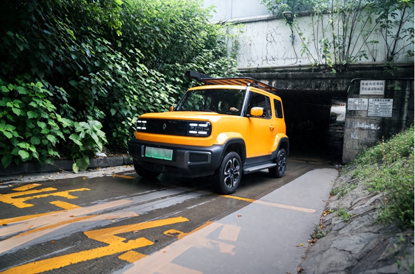 城市越野小能手,宝骏悦也让你在城市畅通无阻,市区开suv更舒服