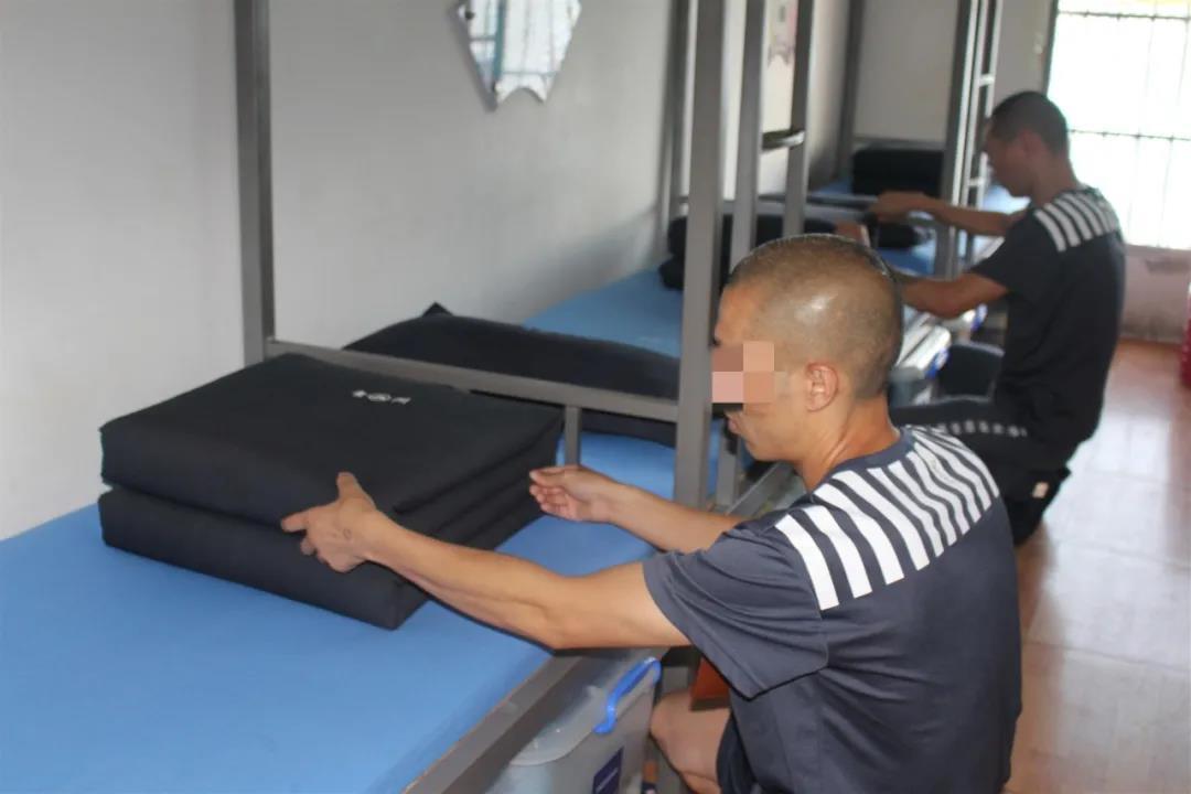 回顾"贪虎"陆元庆落马!抗震时也要敛财,买85万虫草送亲家母