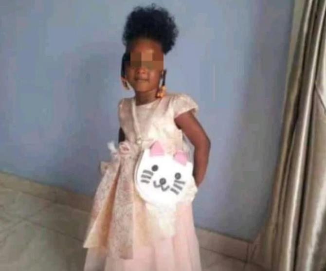 为了区区6块钱,"警察"当街枪杀小女孩,500名路人含怒出手