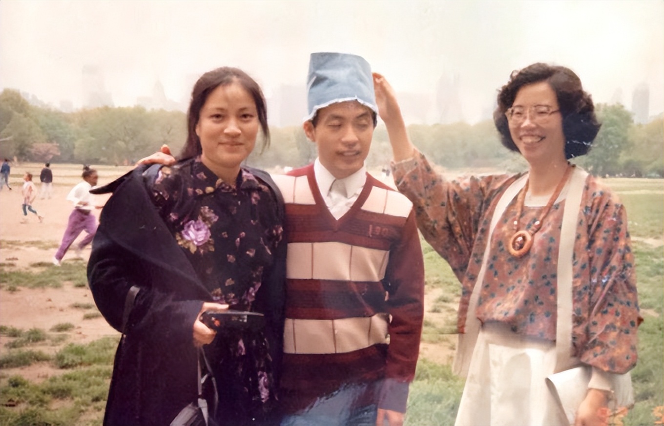 朦胧派诗人顾城,杀妻后自杀,疯子般的天才