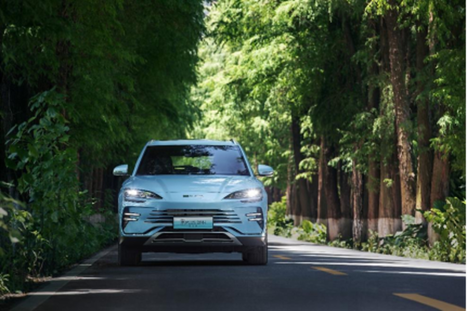 比亚迪宋plus dm-i冠军版的优势绝不仅仅是表面的功夫,更有深厚的技术