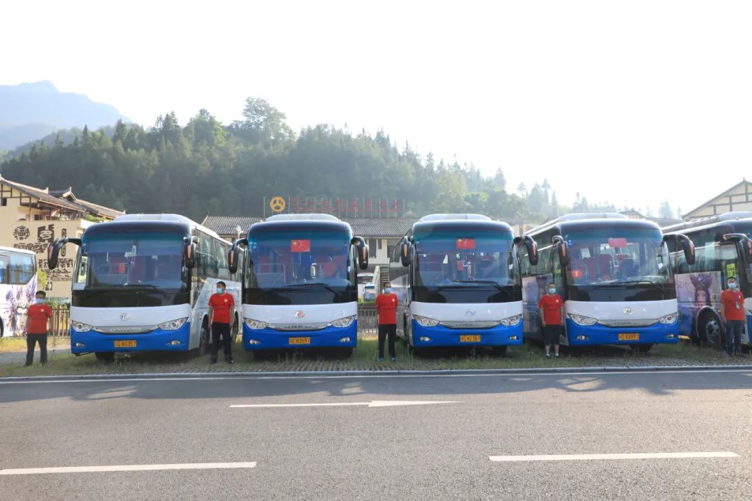 巴山大峡谷景区旅游大巴车,个性化定制包车!承包你的出行计划!