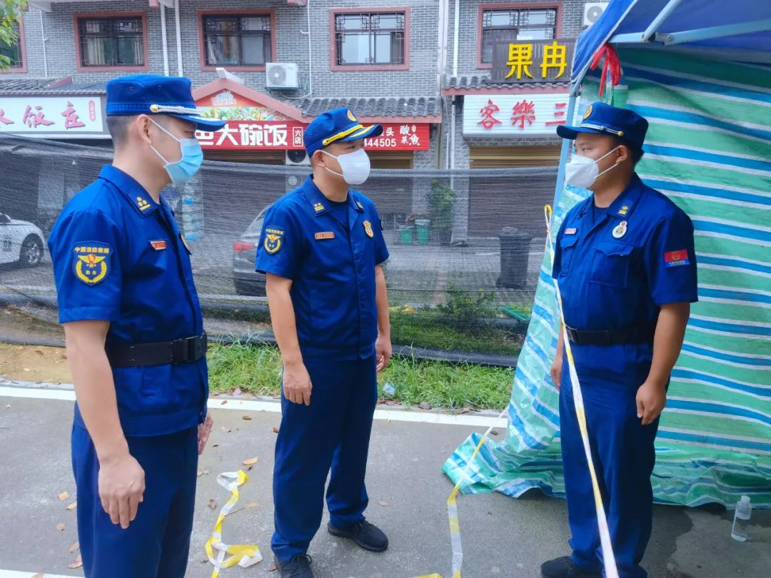 张家界抗疫见闻:蓝焰力量筑牢"战疫堡垒"