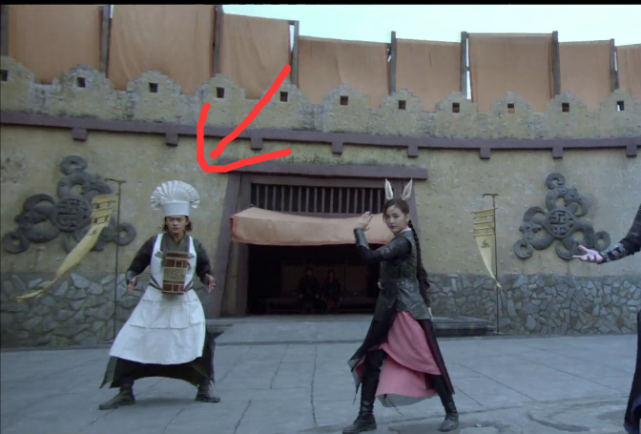 斗罗大陆剧版"昊天笋"竟还能变大,看到唐昊的锤子,比比东慌了