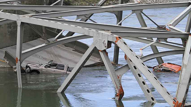 跨海大桥事故图片