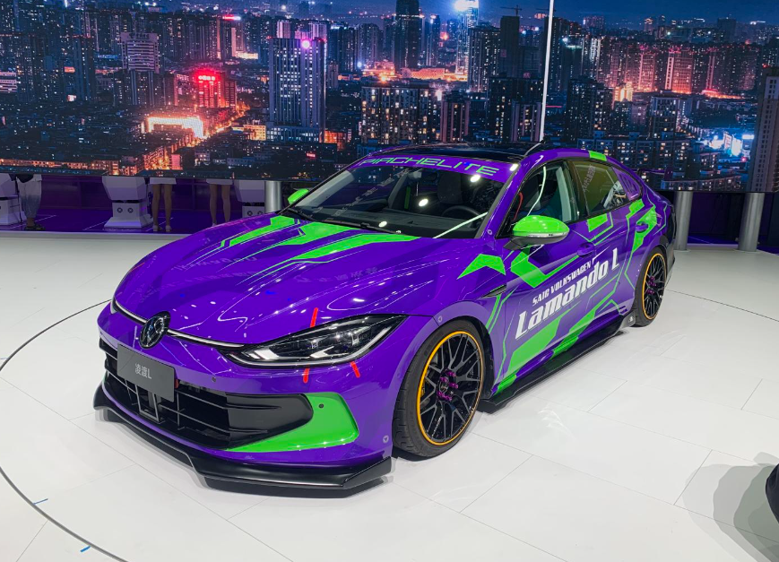 2022成都车展:低趴造型很运动,凌渡l改装车首发亮相