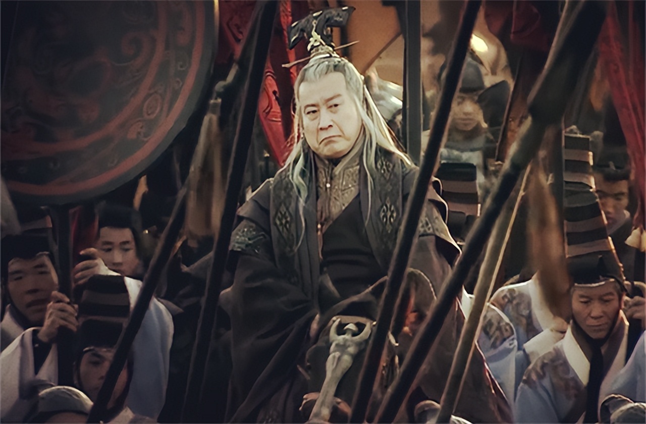 赵高怎么死的?逼死秦二世,葬送了大秦帝国,最终被子婴夷灭三族