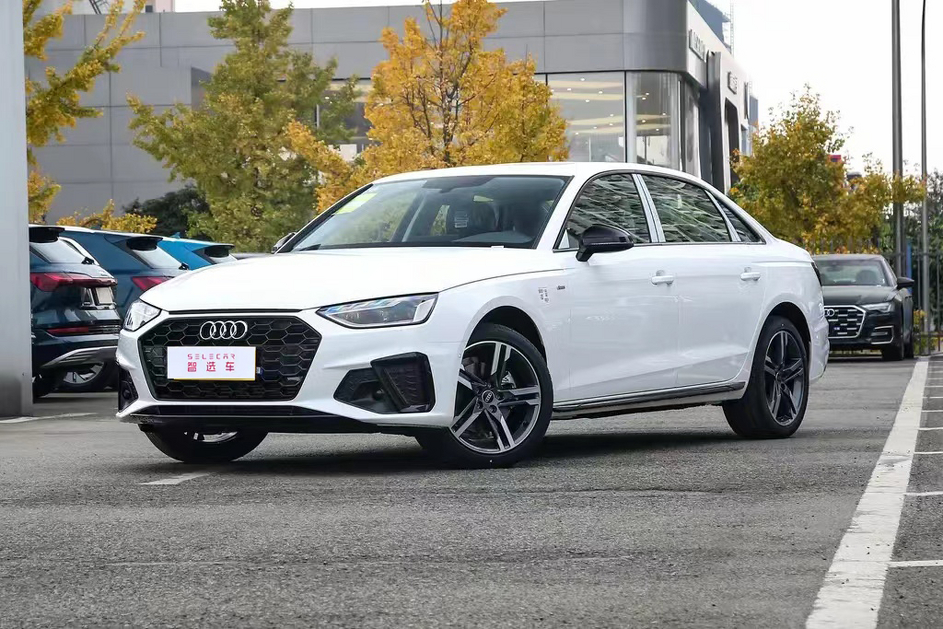 部分车型升级19英寸轮毂,2024款奥迪a4l配置曝光,现款32.