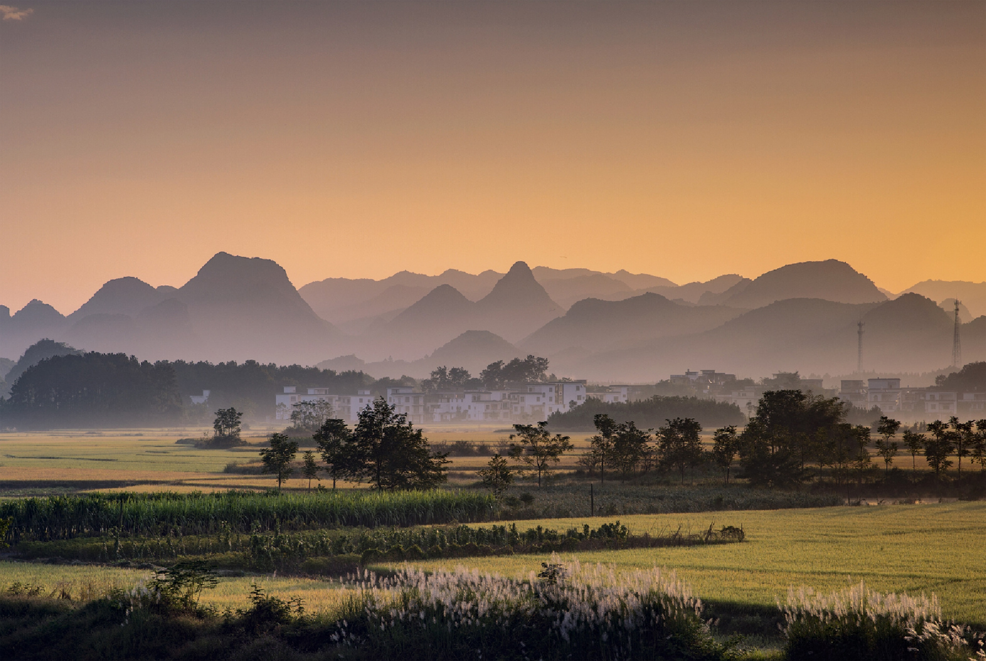 青山绿水入画来,湖南宁远县