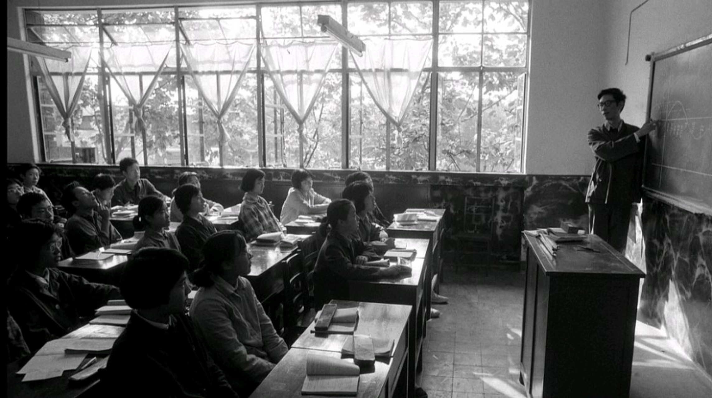 1988年,发妻赴港质问台湾老兵:你再婚,我们娘仨怎么办?3个字泪崩全网!