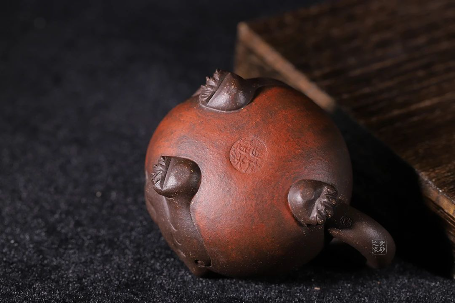 全能紫砂艺人胡仁杰:金蟾壶