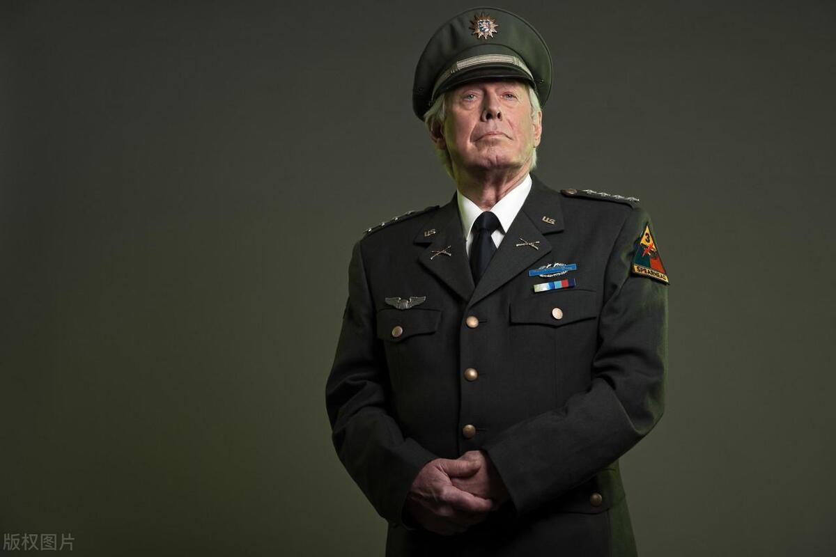 上将军衔担任什么军职?