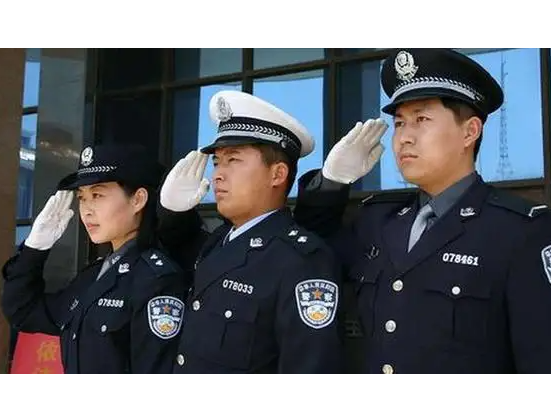 大漠警示是什么级别的警察
