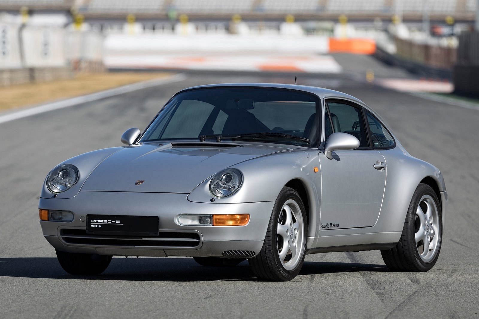 风冷保时捷 911 获得 12,000 转/分发动机升级