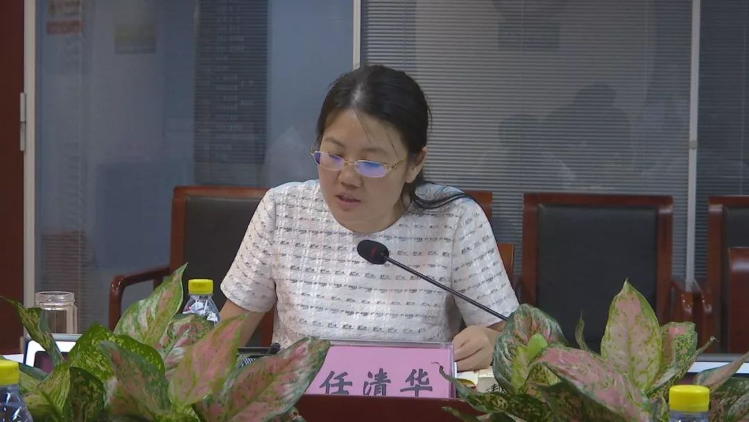她从企业职工成长到副部级,是现任全国最年轻女副省长!