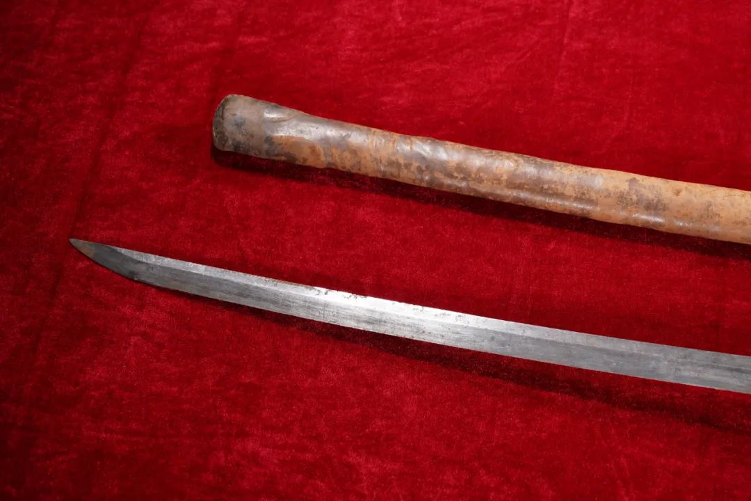 红色文物鉴历史 | 一把缴获的日本战刀背后的故事