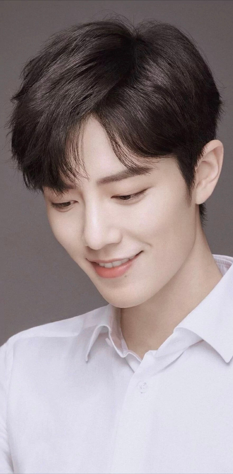 肖战荣登2021全球最帅男演员top1,冲上娱乐榜热搜,引粉丝热议