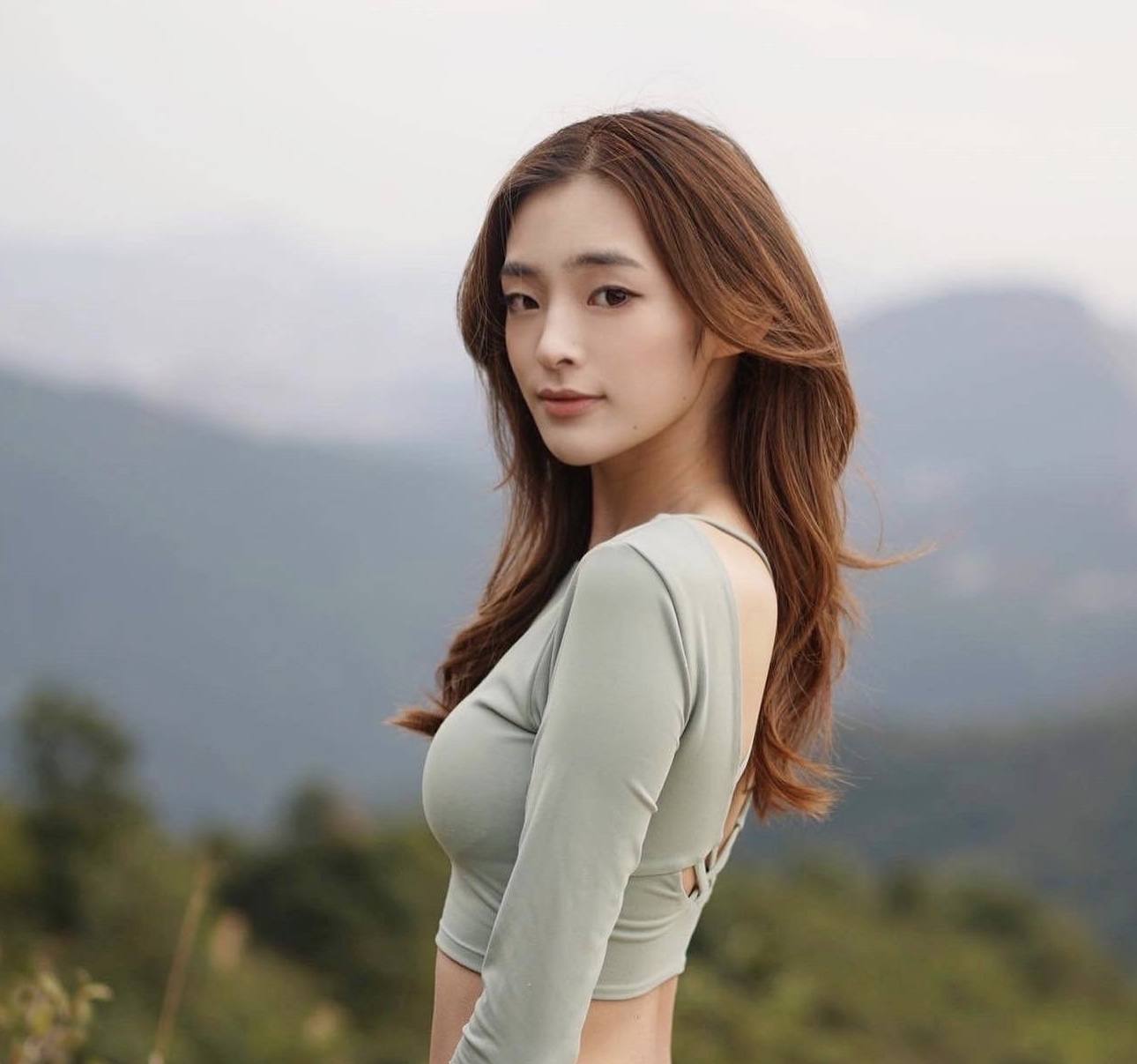 遗憾!港星周子扬宣布与tvb女星陈桢怡分手,结束一年半恋情