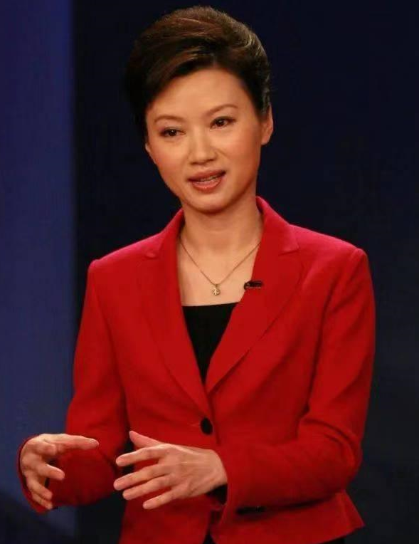 中国诗词大会"腹有诗书气自华"的国民女神杨雨