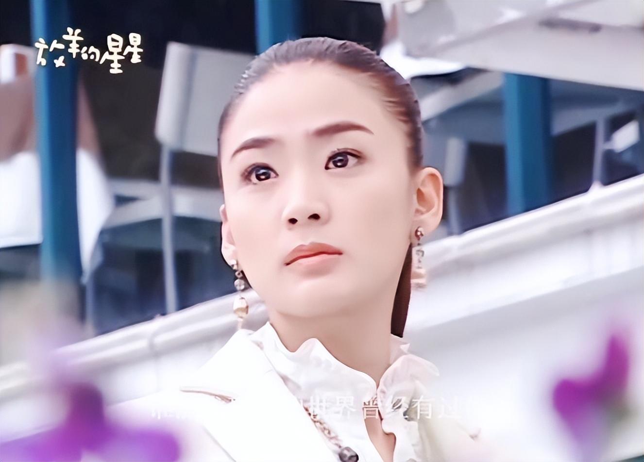 额头都不敢露就别尬吹美人了,扛得住"大奔儿头",才是美颜