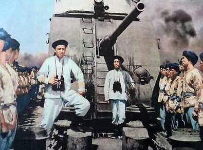 甲午海战,日本天皇带头捐款制造军舰,慈禧却忙着过生日造园子