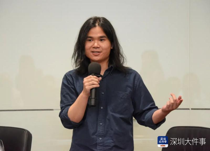 邓启鹏:深圳有很鲜活的议题值得去用艺术表现