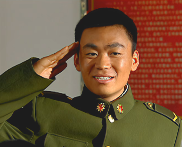 王宝强带女友去看儿子,网友:他还给儿子找后妈,也不是什么好鸟