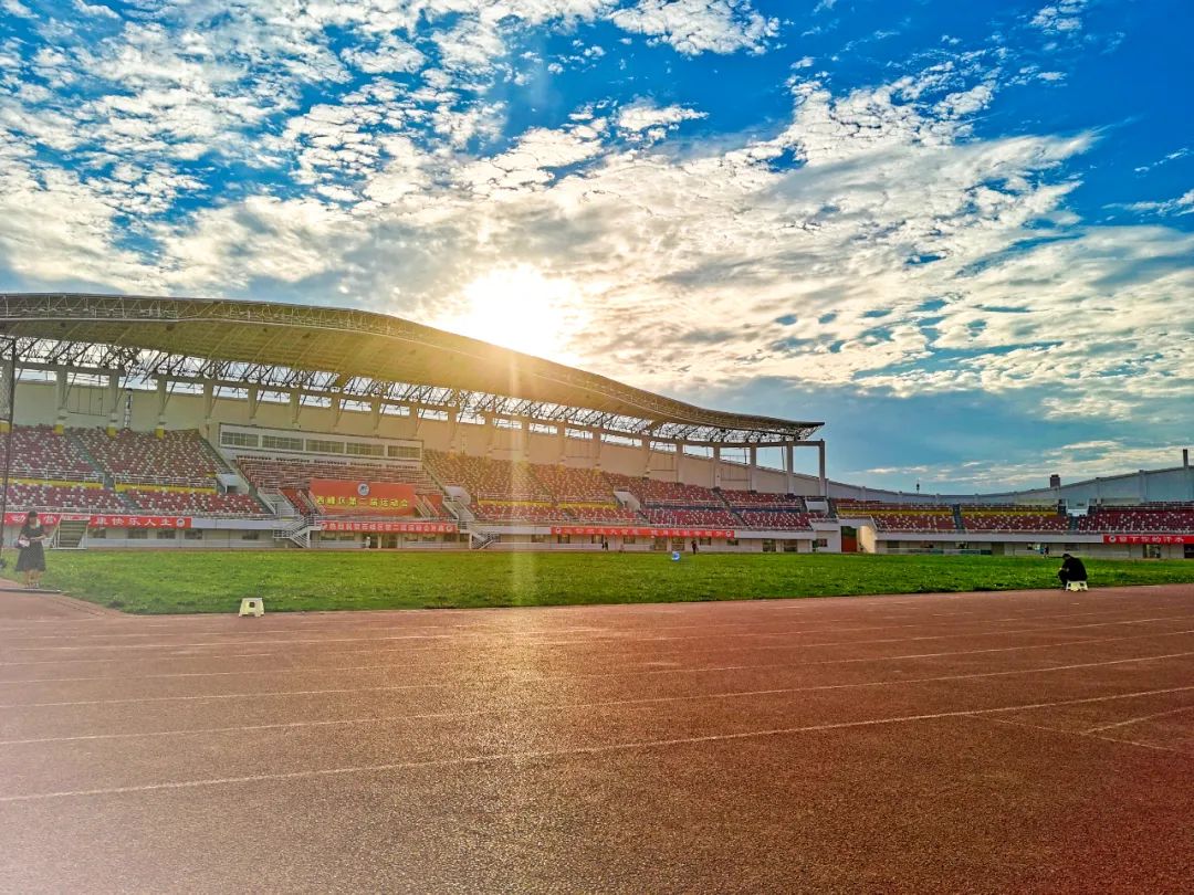 庆阳市民,新冠疫苗接种请来陇东学院体育场疫苗接种点