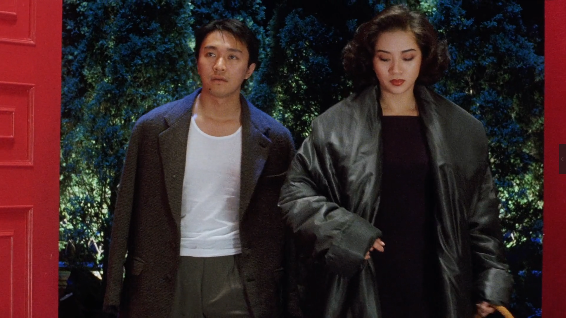 也就是周星驰的电影,让梅艳芳周海媚演感情戏,29年前就敢这么拍