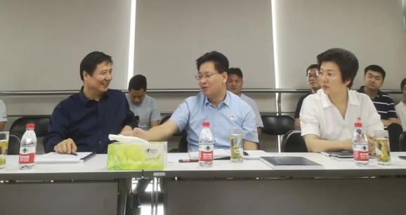 副市长胡加彬带队深入企业调研